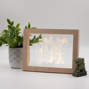 LÁMPARA PORTARRETRATO EN ACRÍLICO CON ILUSTRACIÓN