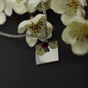 COLLAR PIEDRA MES NACIMIENTO PERSONALIZADO A LÁSER