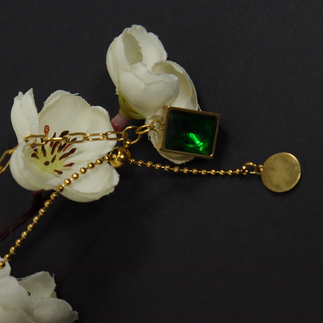 COLLAR PIEDRA VERDE Y PLACA PERSONALIZADA A LÁSER